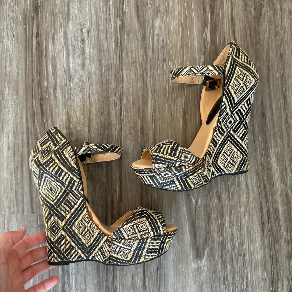 Madden Black and Cream Wedges